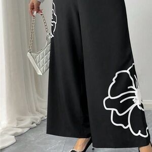 Elegant Black Floral Wide-Leg Pants